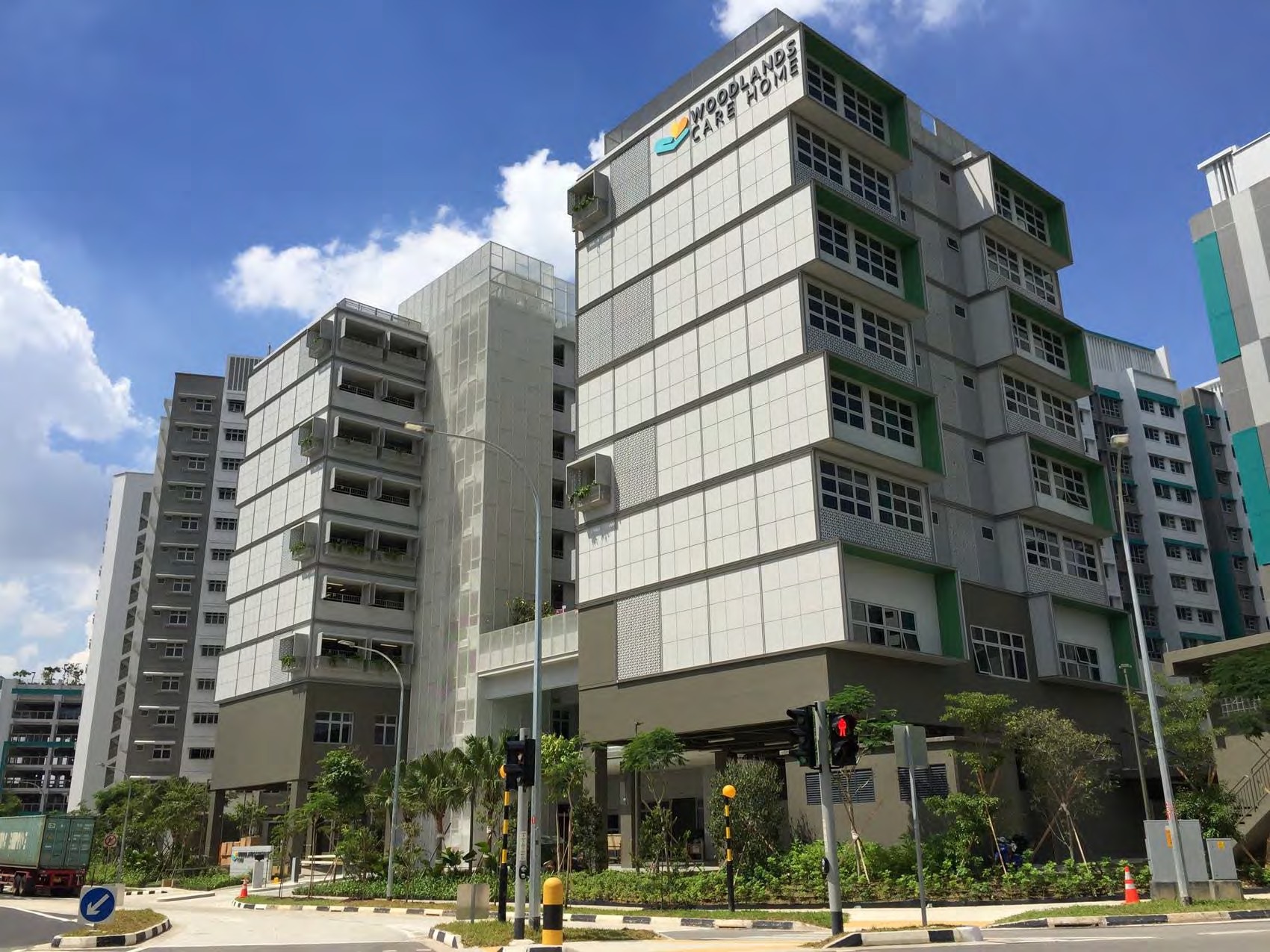 Woodlands Road Polyclinic and Senior Care Centre — 9-storey PPVC modular care home, Singapore